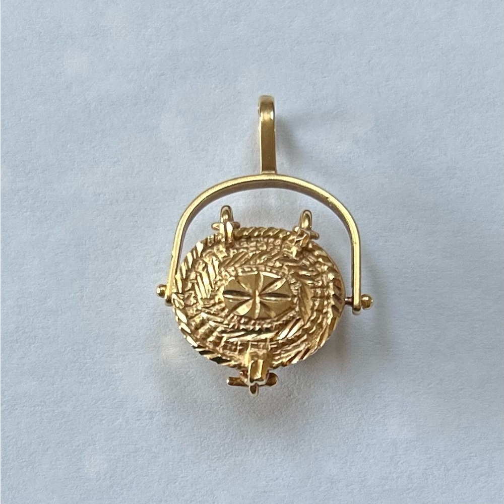 Nantucket Basket 14 K Gold 3D Lightship Pendant
